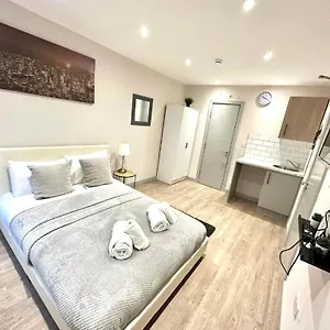 West Drayton - St Stephens Guest house